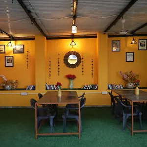 Alampat Nest By The Hostel Udaipur
